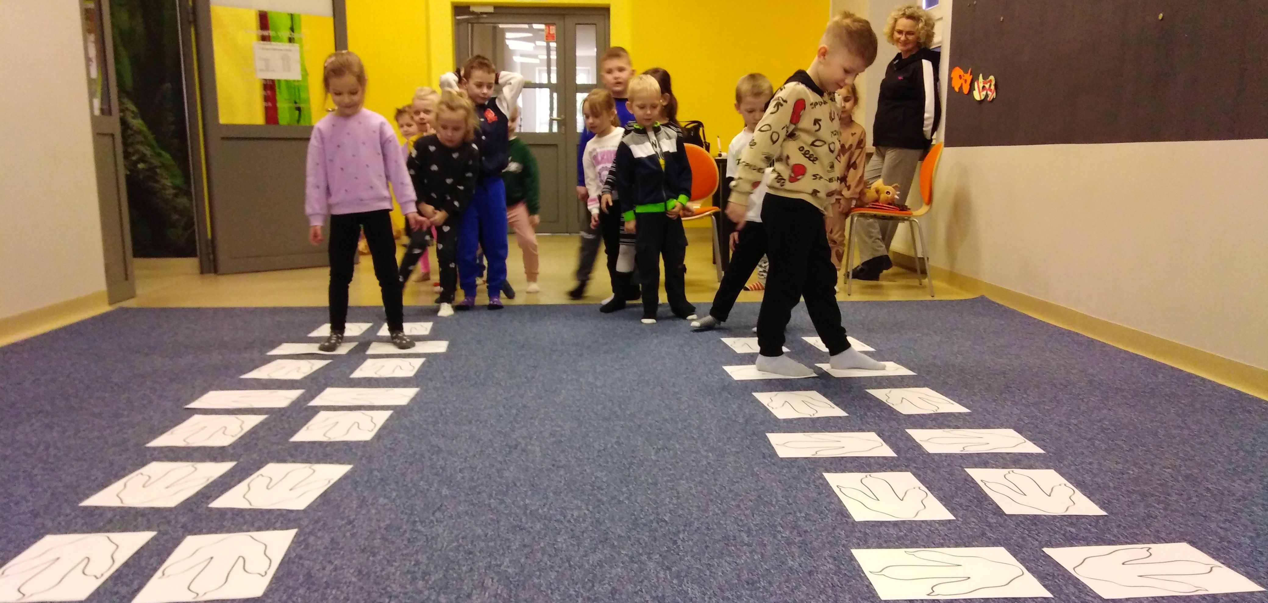 W świecie dinozaur&oacute;w