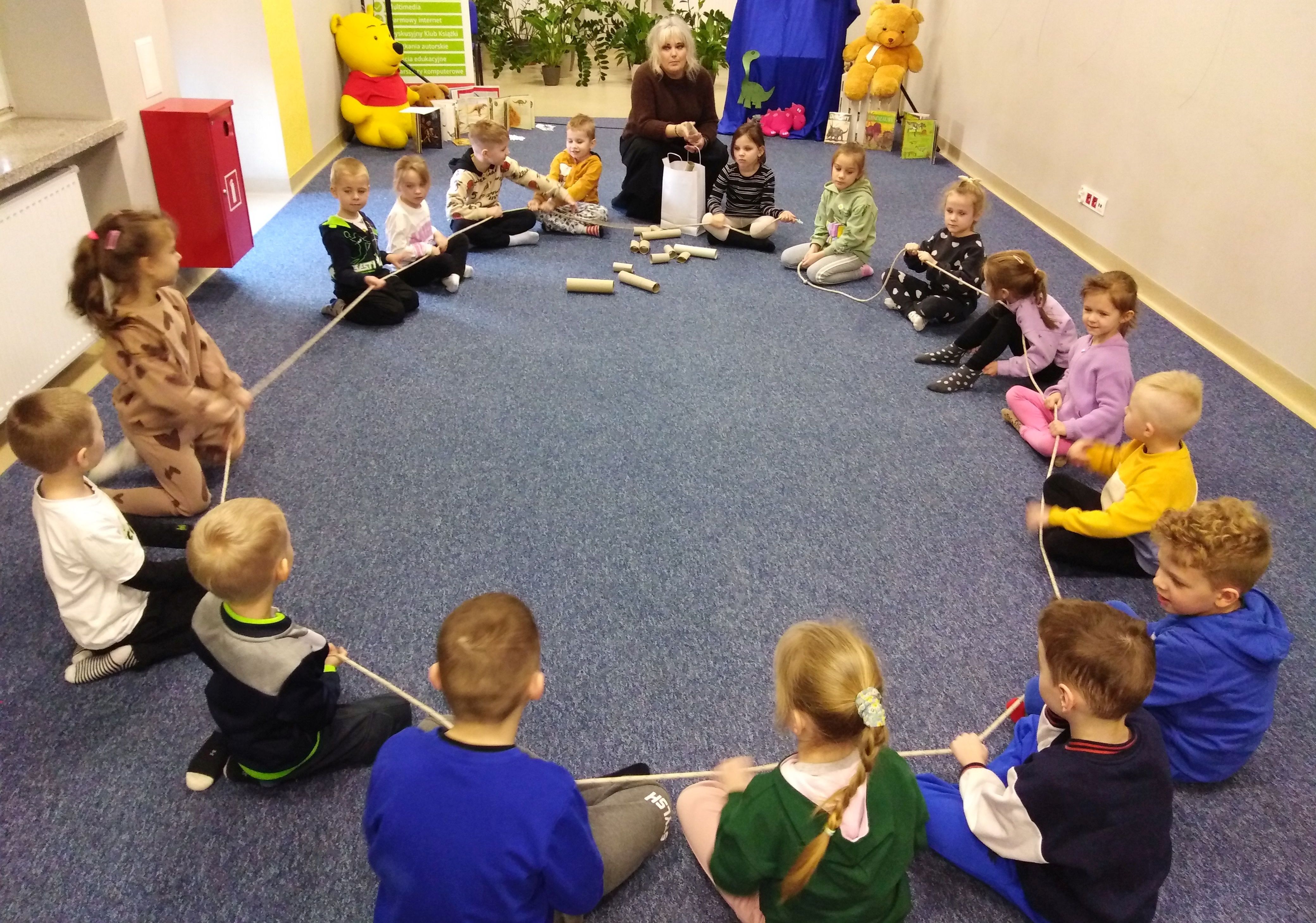 W świecie dinozaur&oacute;w