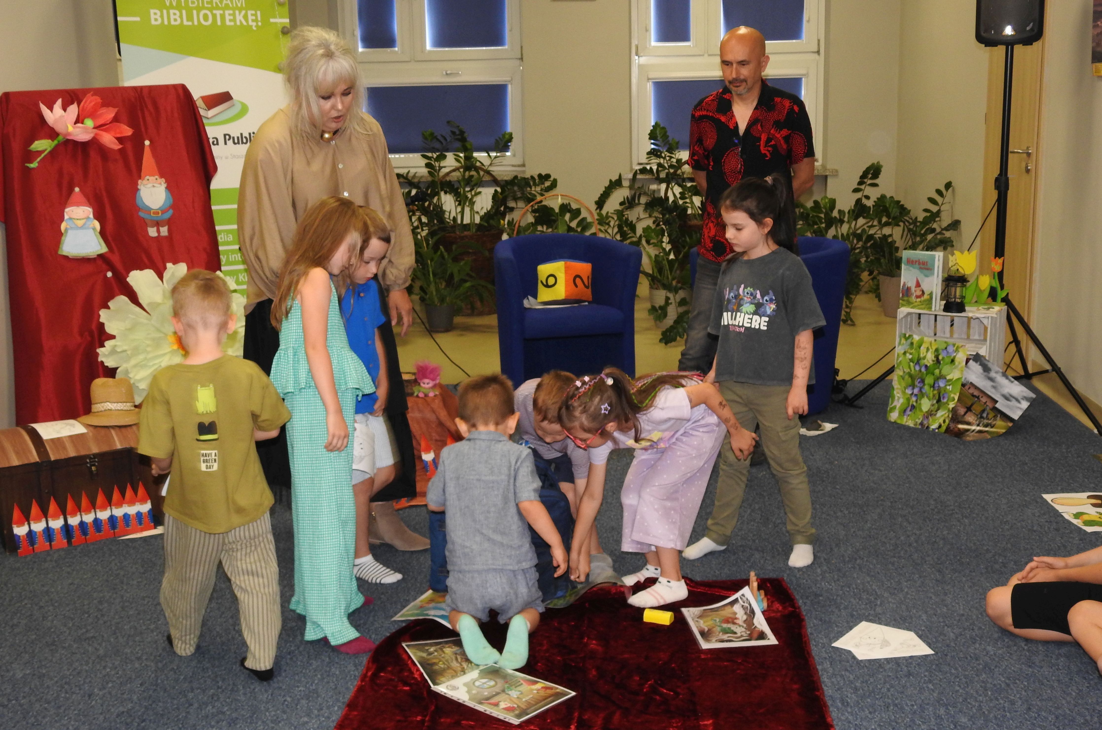 Wakacje w&nbsp;Bibliotece - Herbuś Poziomka
