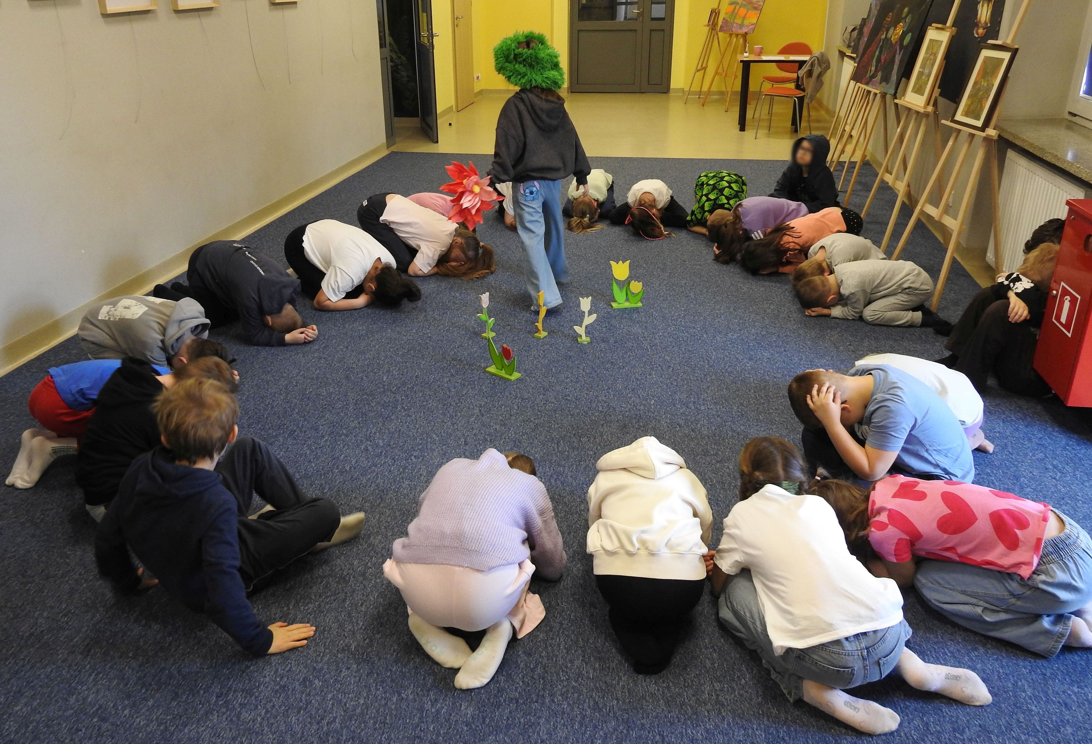 Wiosenny zawr&oacute;t głowy