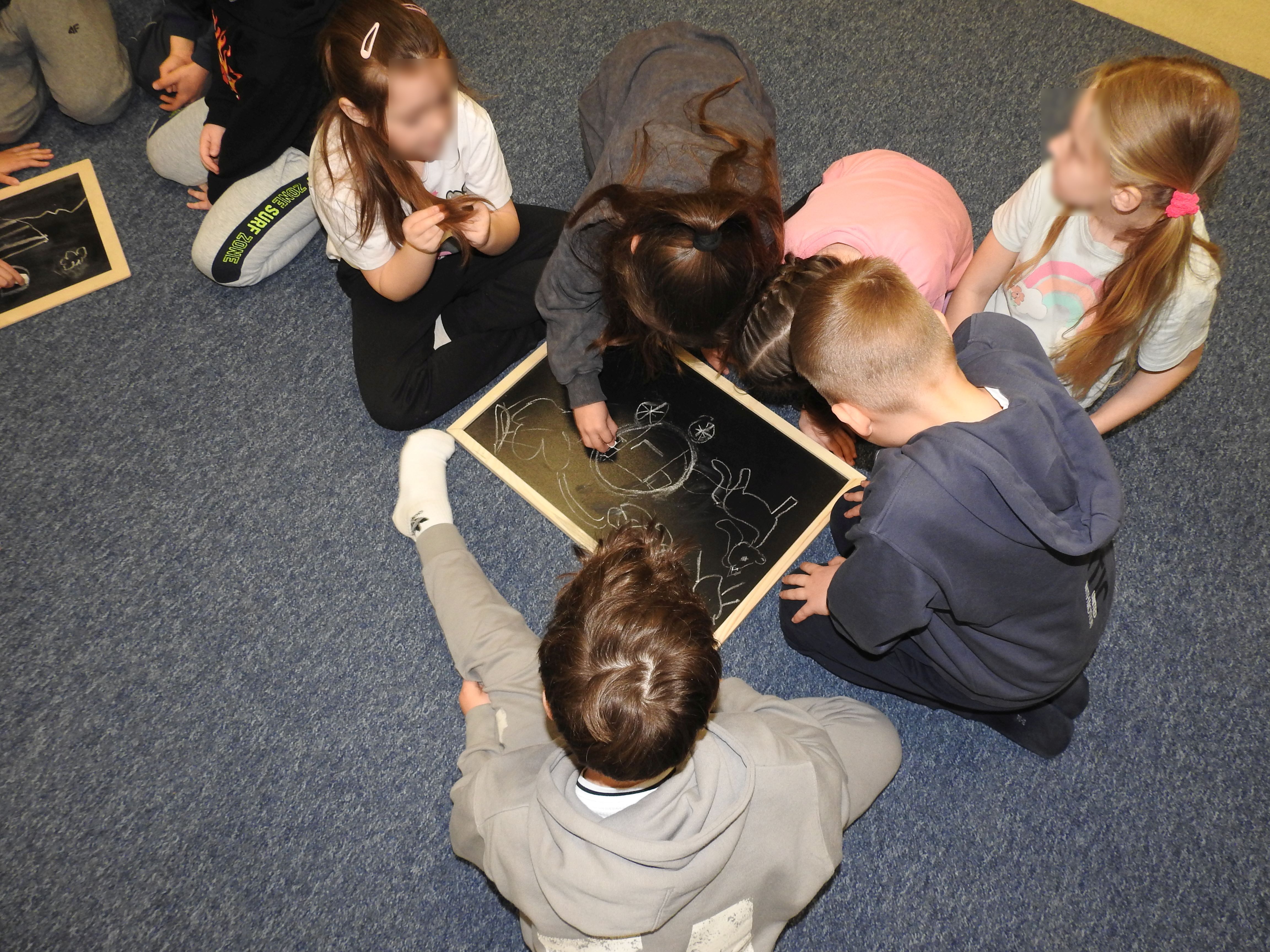 Wiosenny zawr&oacute;t głowy