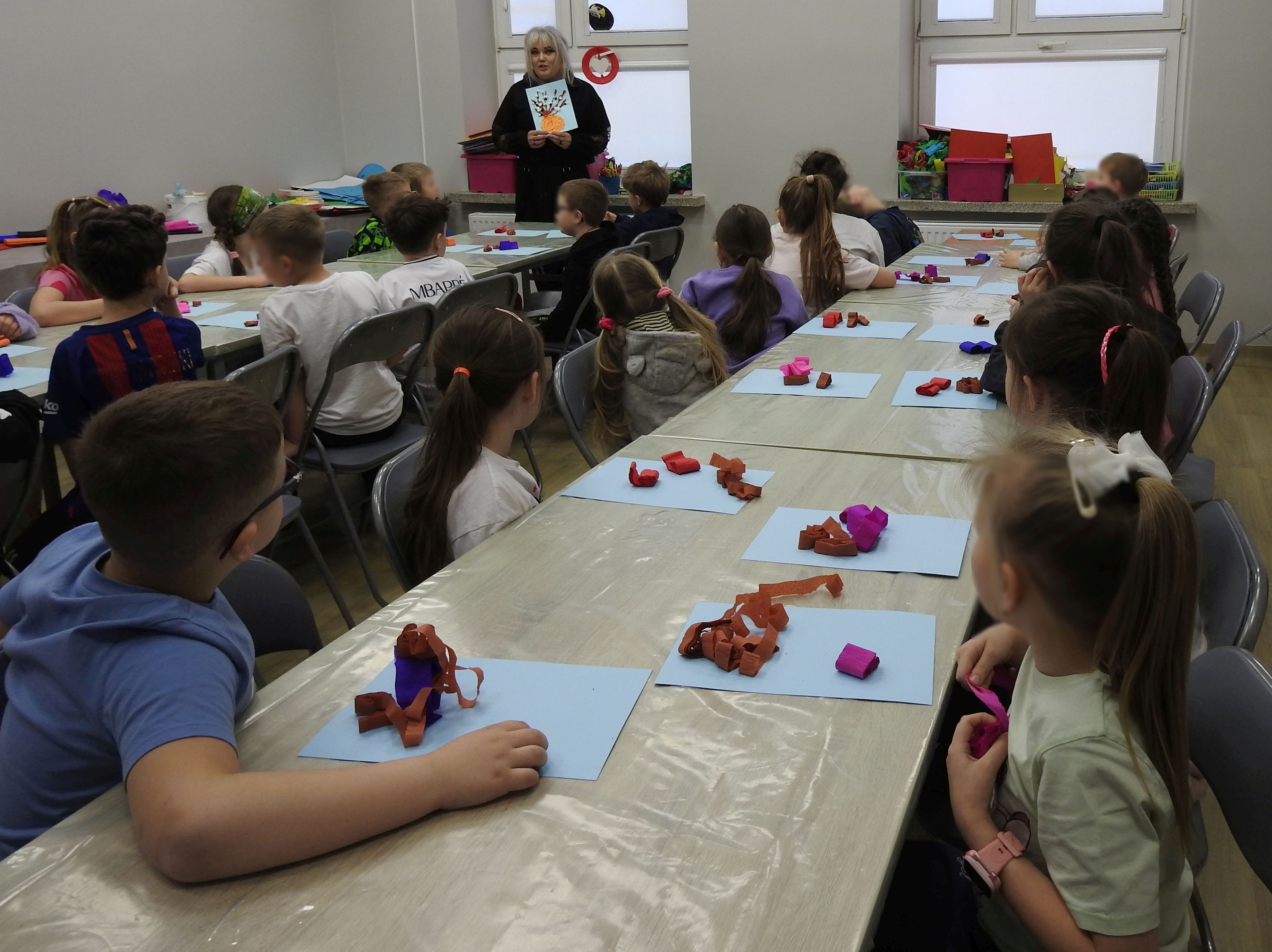 Wiosenny zawr&oacute;t głowy